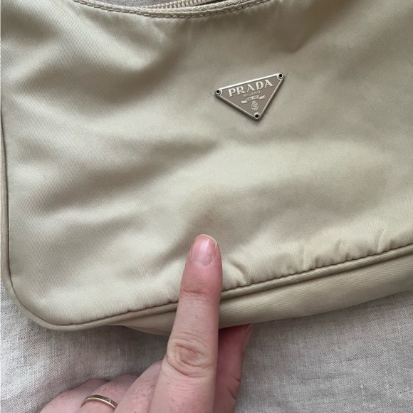 Nude Prada Re-Edition Y2K Shoulder Purse - Picture 9 of 15